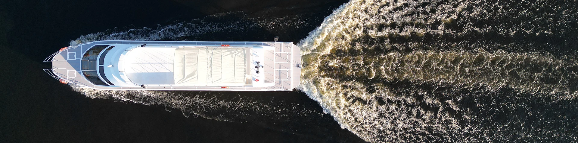 MOTAHLELLE SPAEDER BOAT