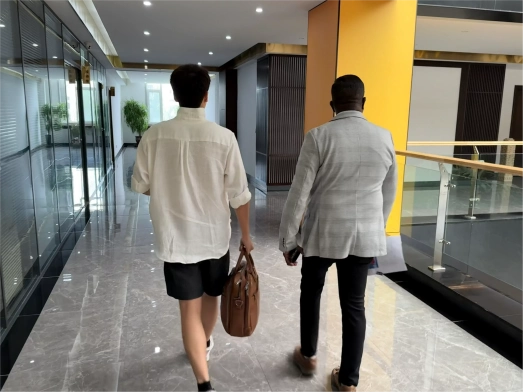 LAWADA’s Client Contract Signing